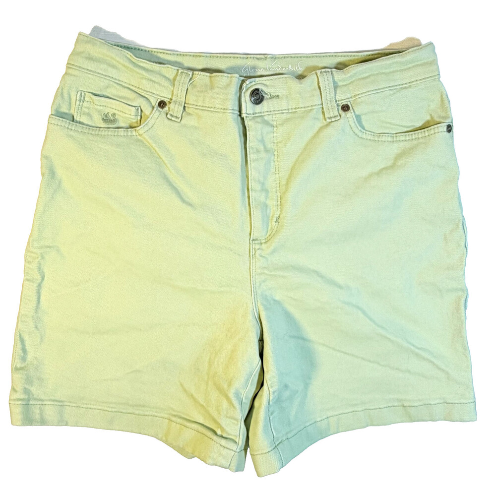 Gloria Vanderbilt Amanda Jean Shorts Size 12 Green All Around Slimming Effect
